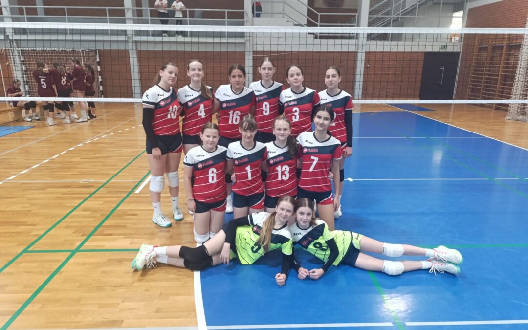 MLAĐE ODBOJKAŠICE (do 6.razreda) OSVOJILE 2. MJESTO NA DRŽAVNOM PRVENSTVU