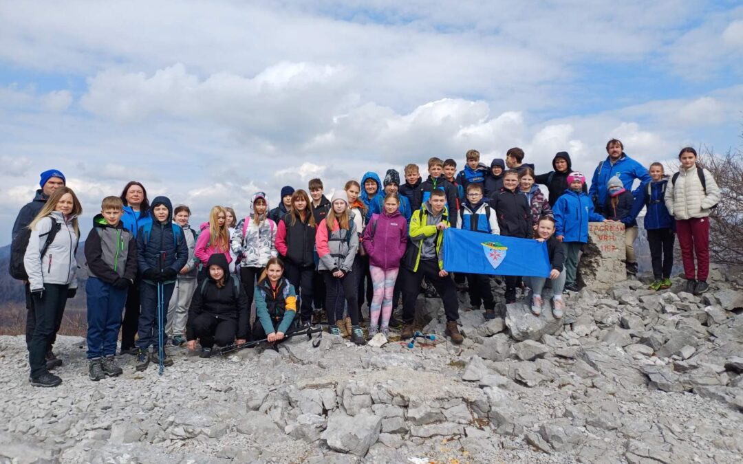 Mladi planinari na Zagradskom vrhu